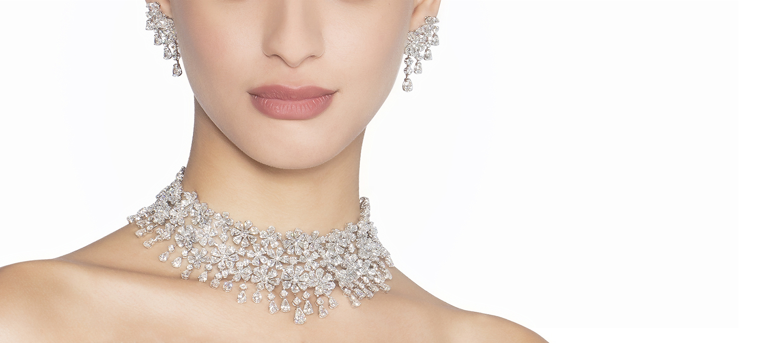 Women in Bridal Diamond Jewellery Set